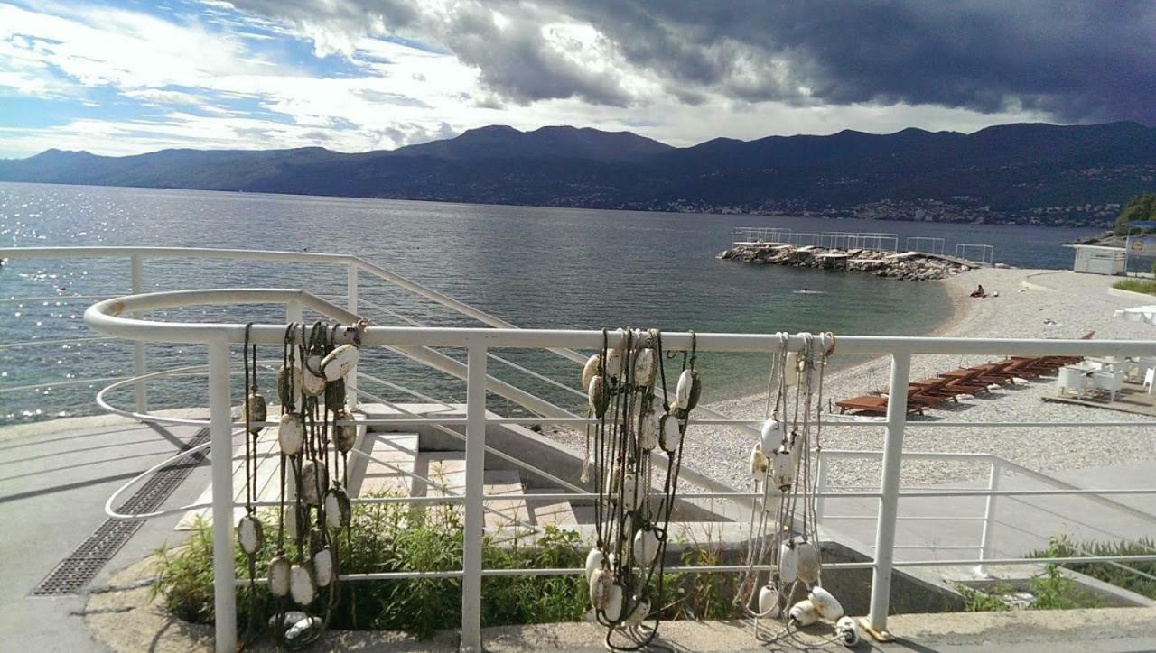 Apartman Plasse Rijeka Exterior foto